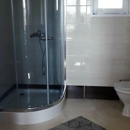 Domki Letniskowe بيت للعطل *